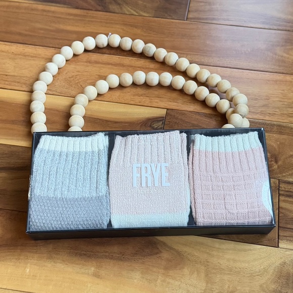 FRYE Women's 3 Pack of Cozy SOCKS Pink Gray Cream NWT - Picture 6 of 6